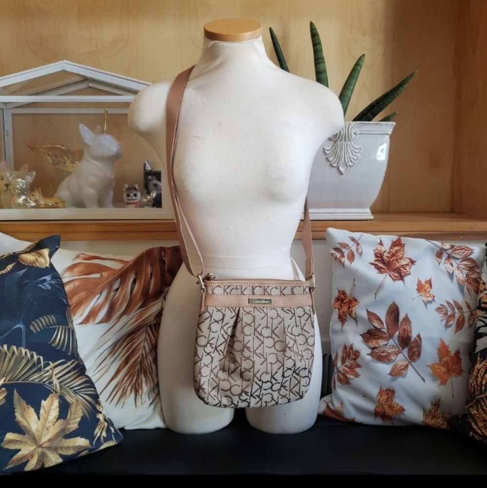 Calvin Klein Creme Bag